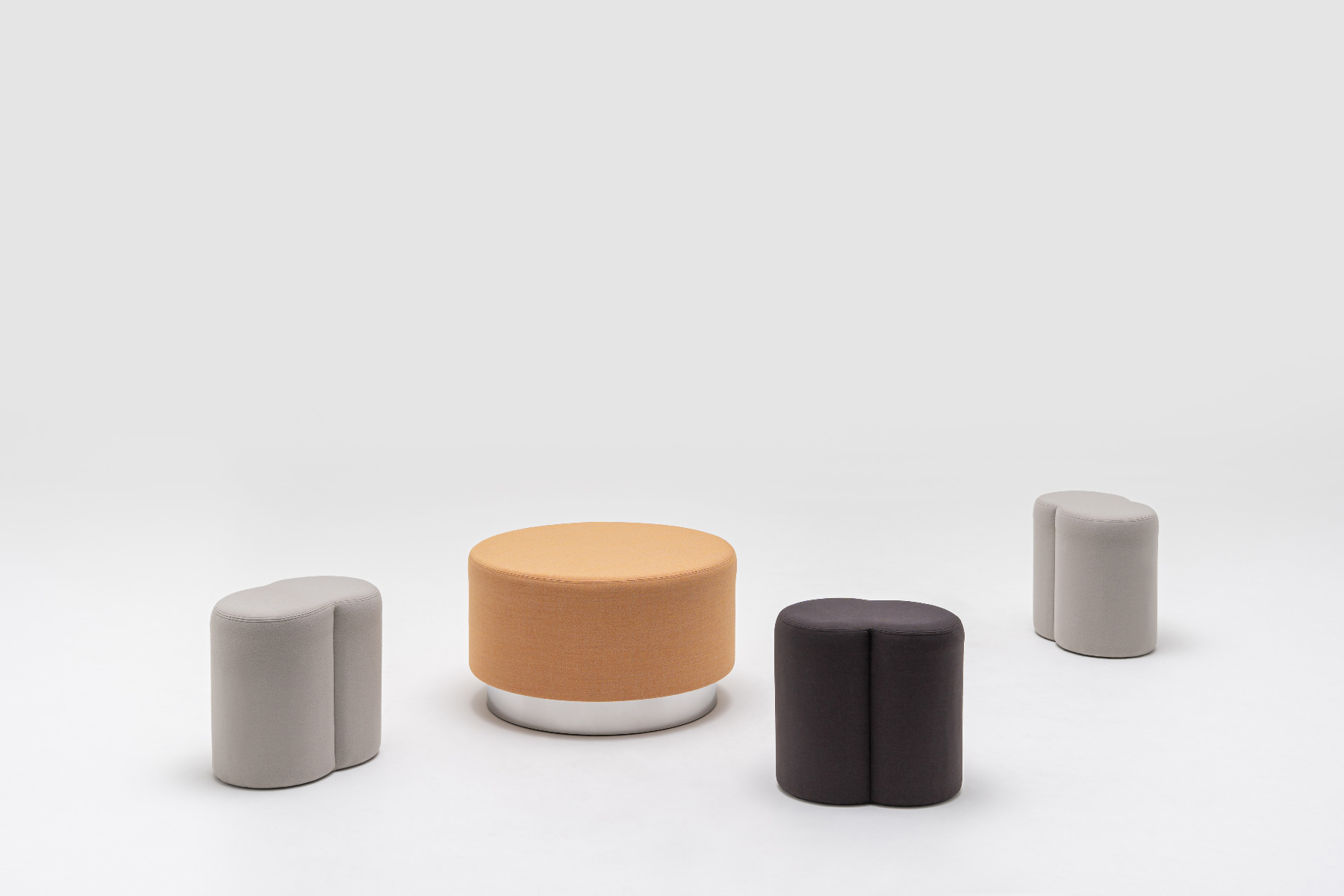 Roll - poufs