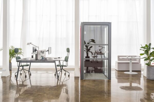 Hako acoustic booth