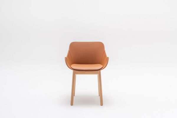 Baltic Classic chaise avec pietement bois