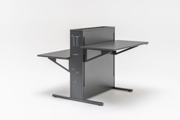 Flow desk height adjustment