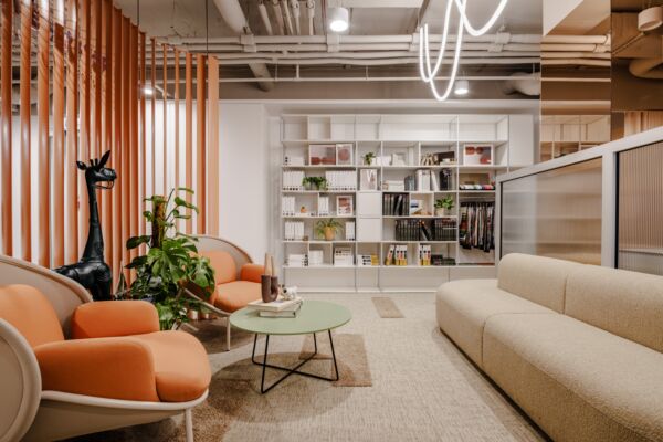Forbis Group, proj. Anna Oksiuta, Adrianna Oksiuta, photo. Adam Grzesik 