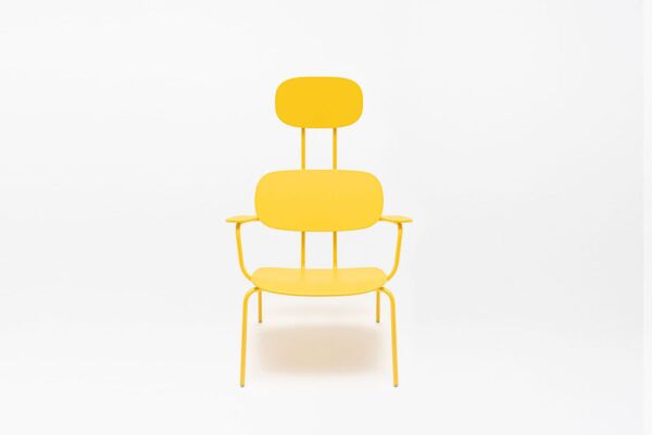 New School Lounge Sessel aus Sperrholz mit Kopfstütze