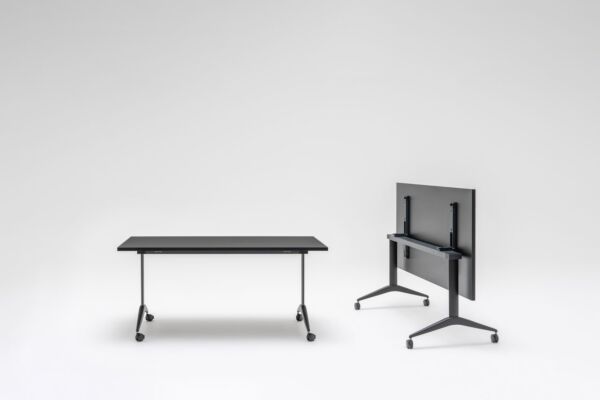 Fold conference folding table