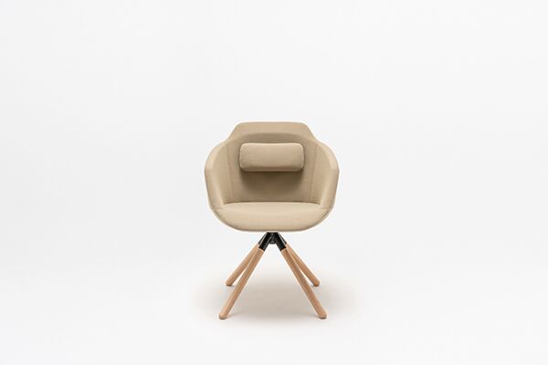 Ultra chair with wooden base