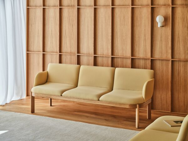 Ramp Sofa MDD