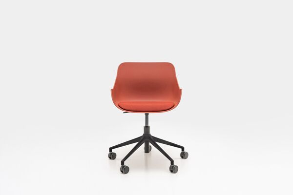 Baltic Remix - chair with height adjustment