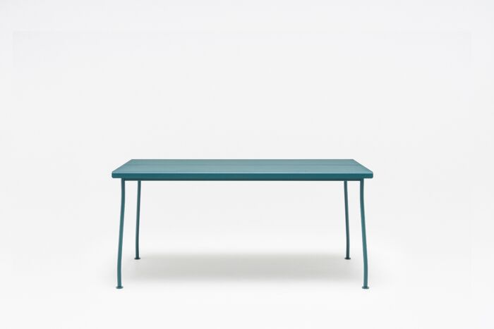 Flaner - table