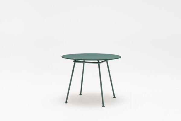 New School - café table