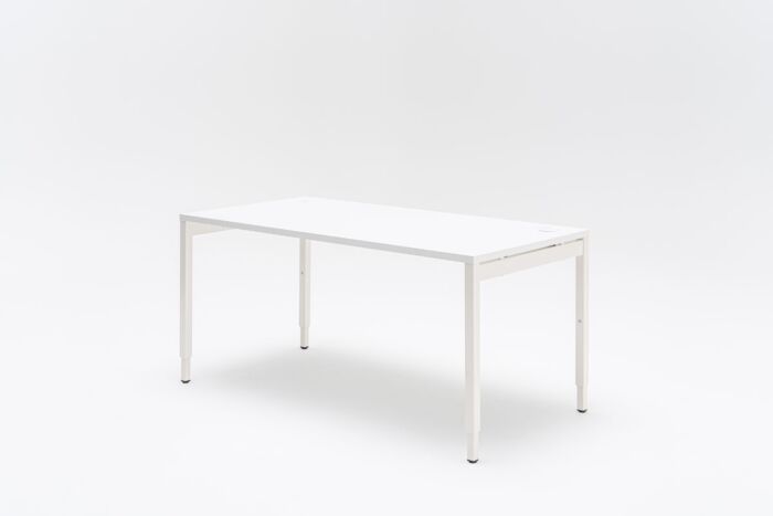 Ogi Y - Schreibtisch mit manueller Höhenverstellung 