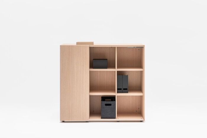 Quando - managerial cabinet