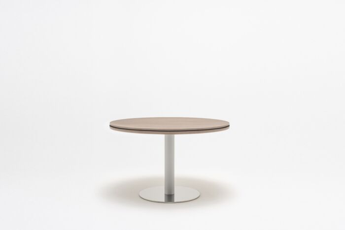 Status - café table