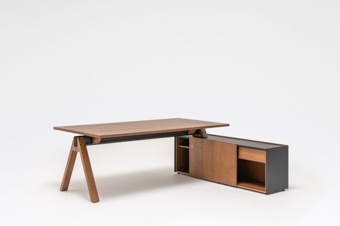 Viga - executive desk