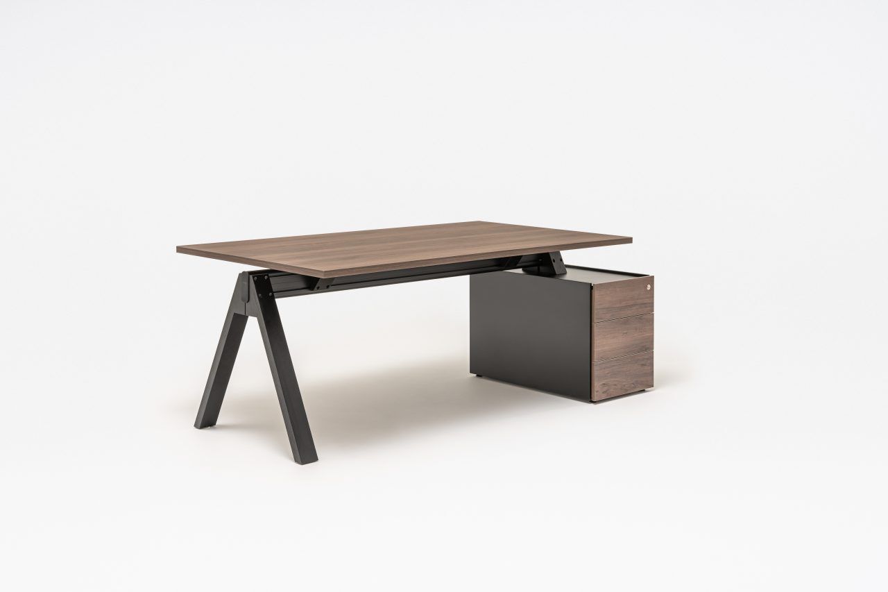 Mdd desk outlet
