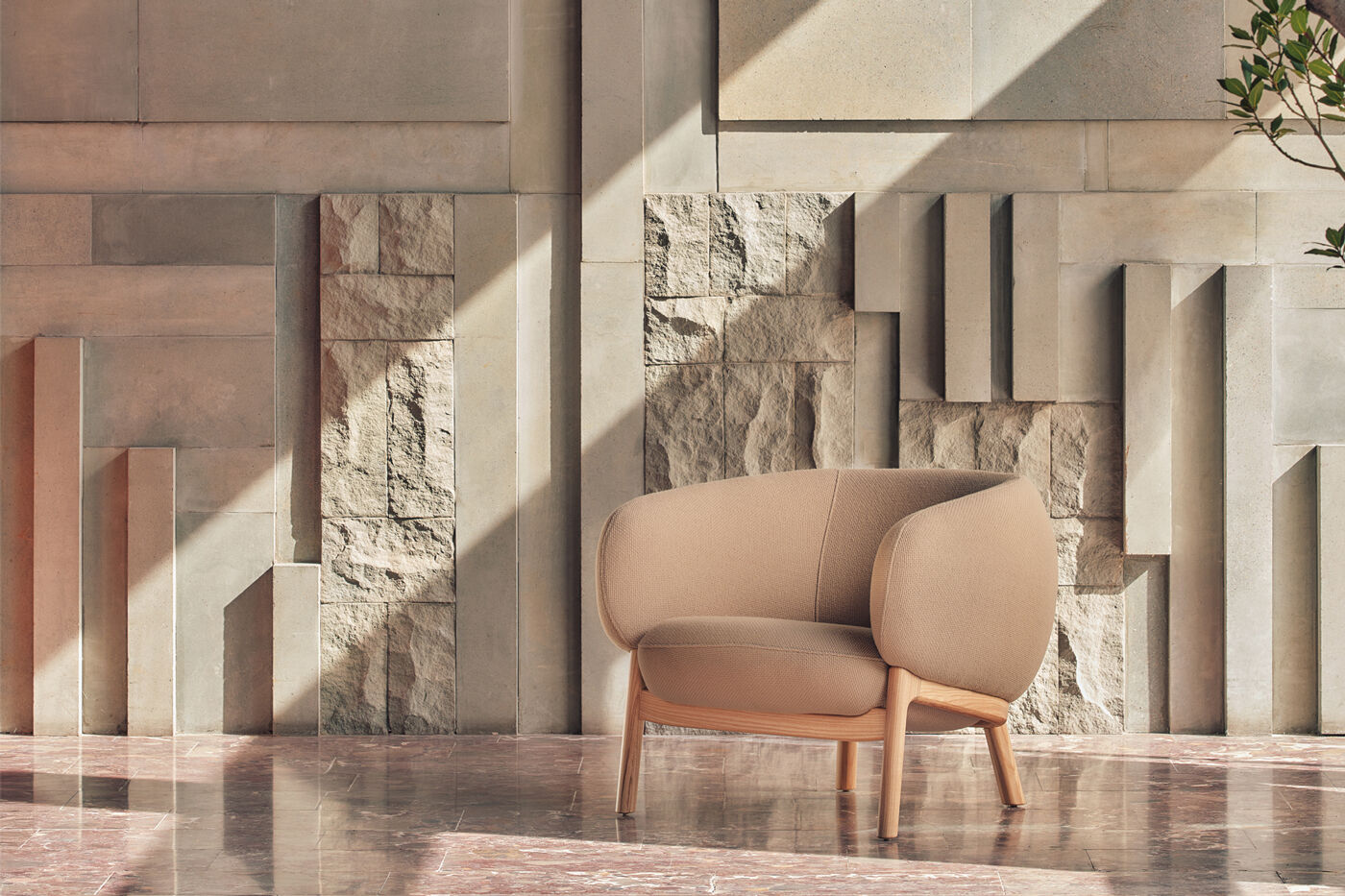 armchair wooden base Grand Grace