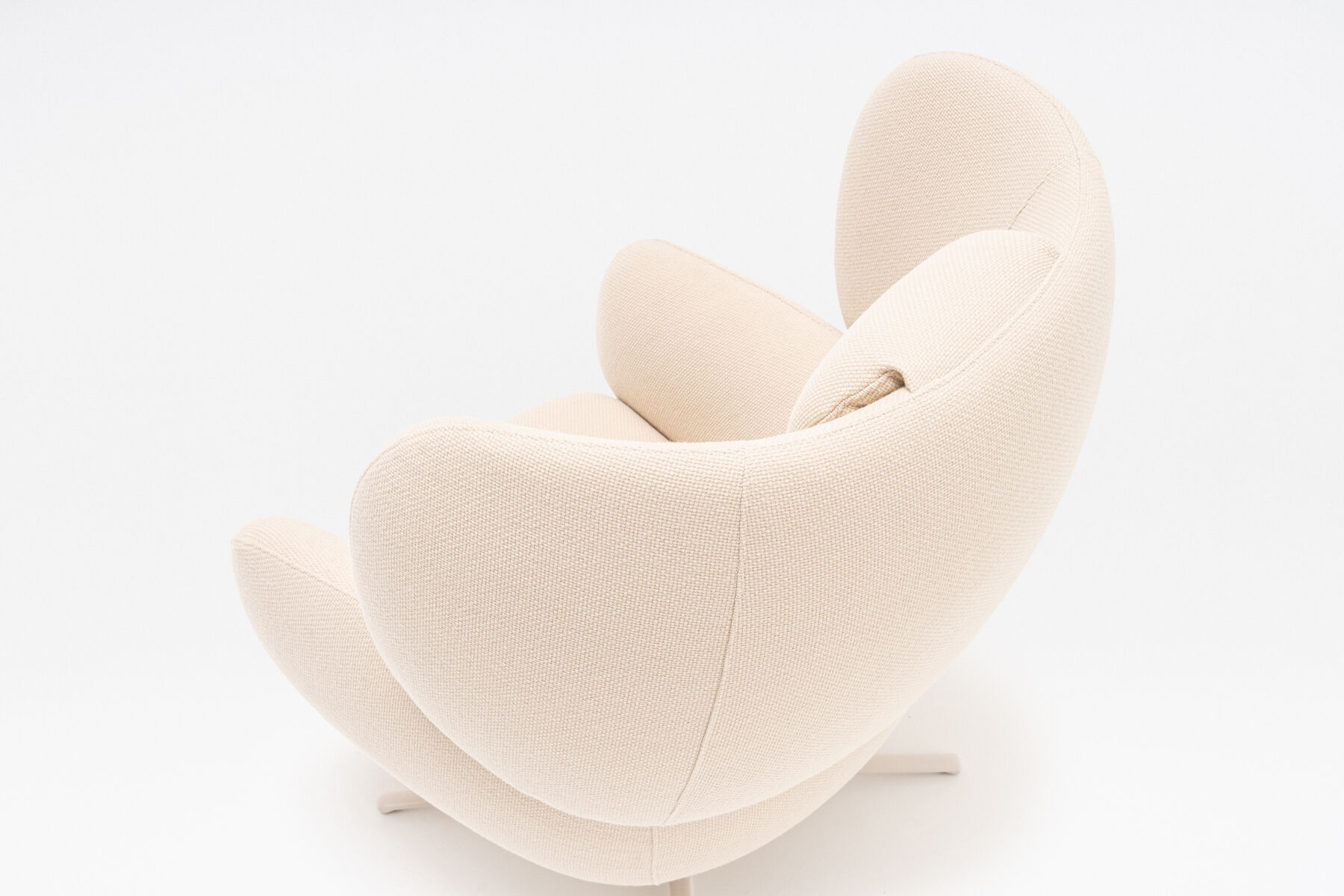 armchair with headrest swivel base Grace 2