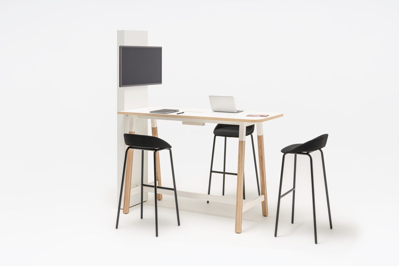 multimedia station Ogi W