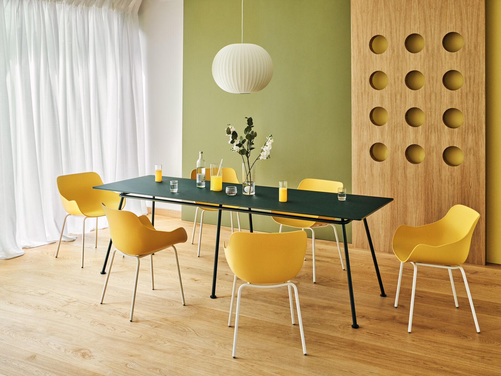 chair 4-legged base Baltic Basic