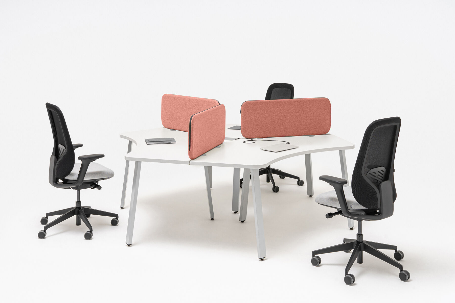 three-station desk  Ogi A Bench