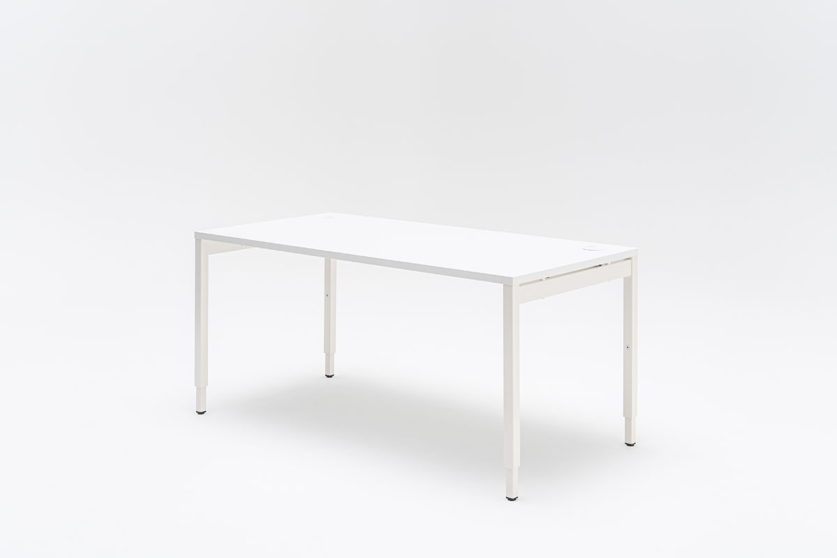 Ogi Y height adjustable desk