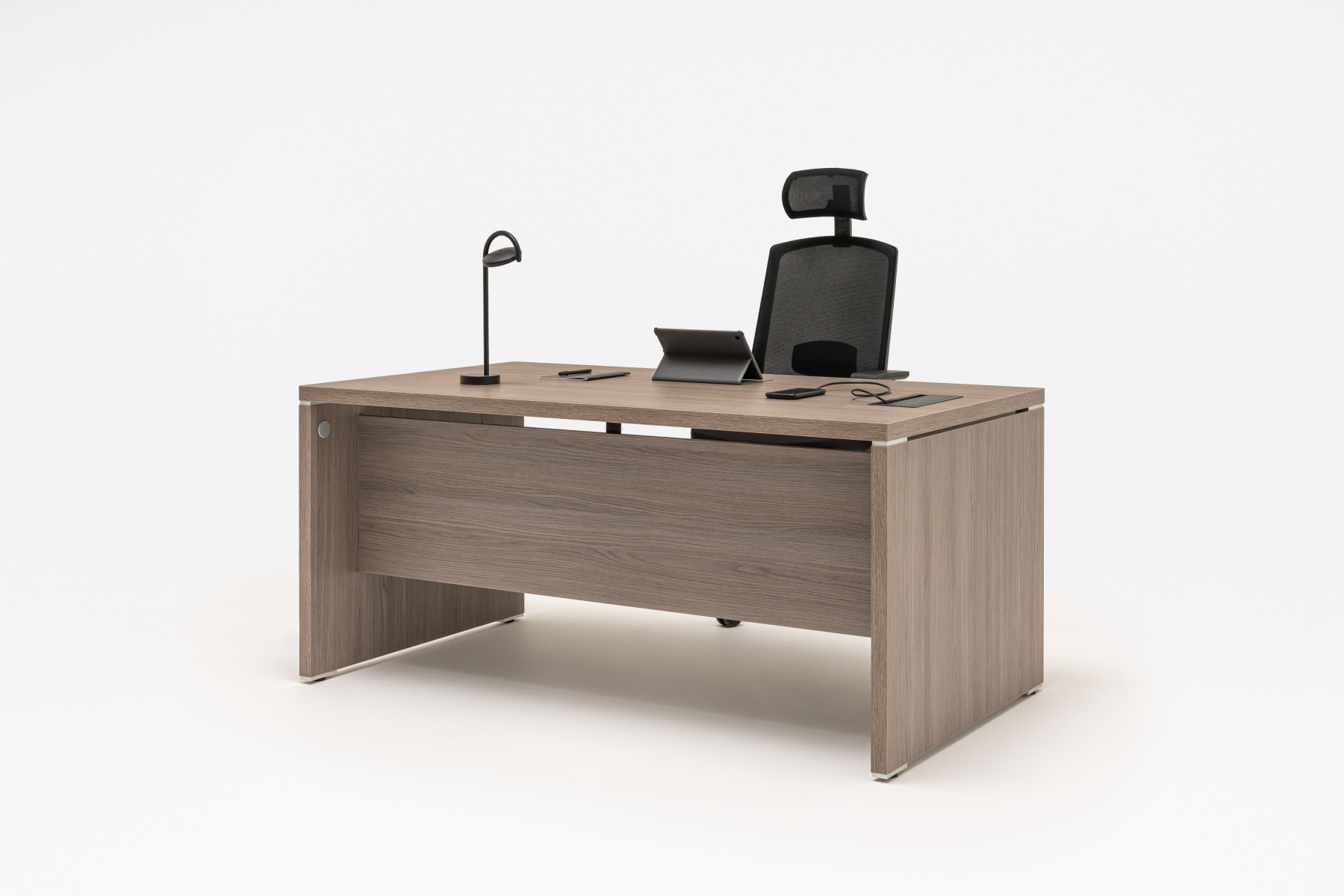 Economy version: Quando desk with pedestal and Evo office chair