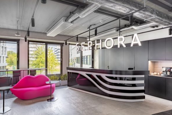 Can office furniture be „beauty”? The Project for Sephora shows