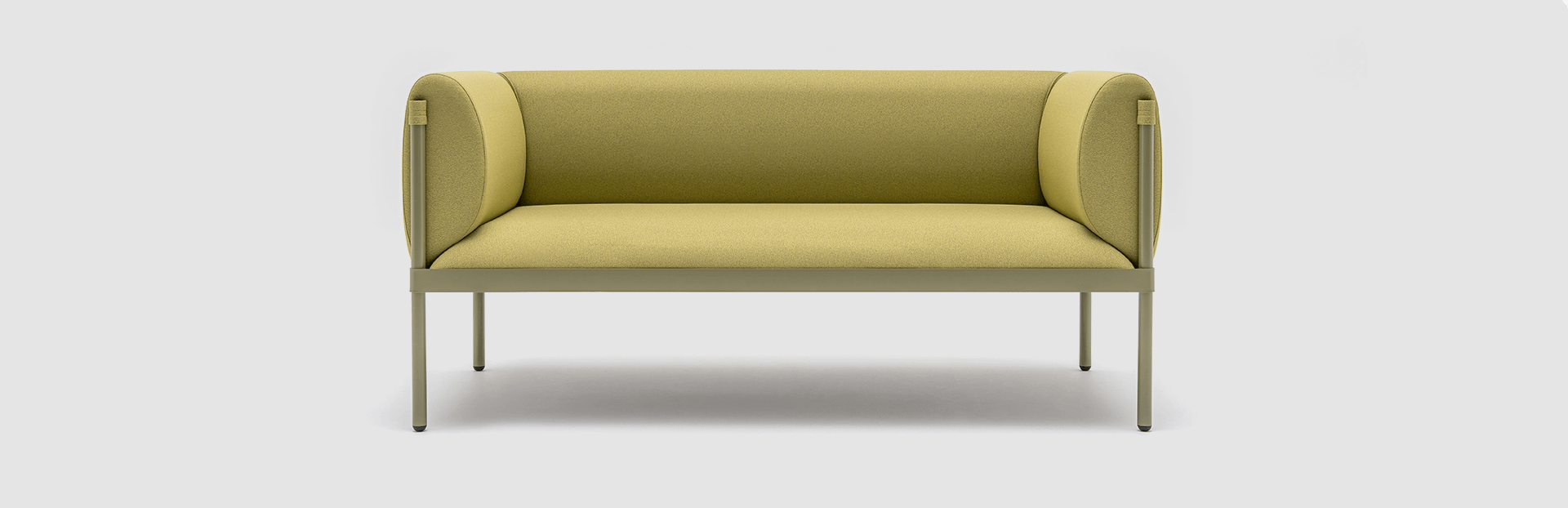 sofa low backed Stilt