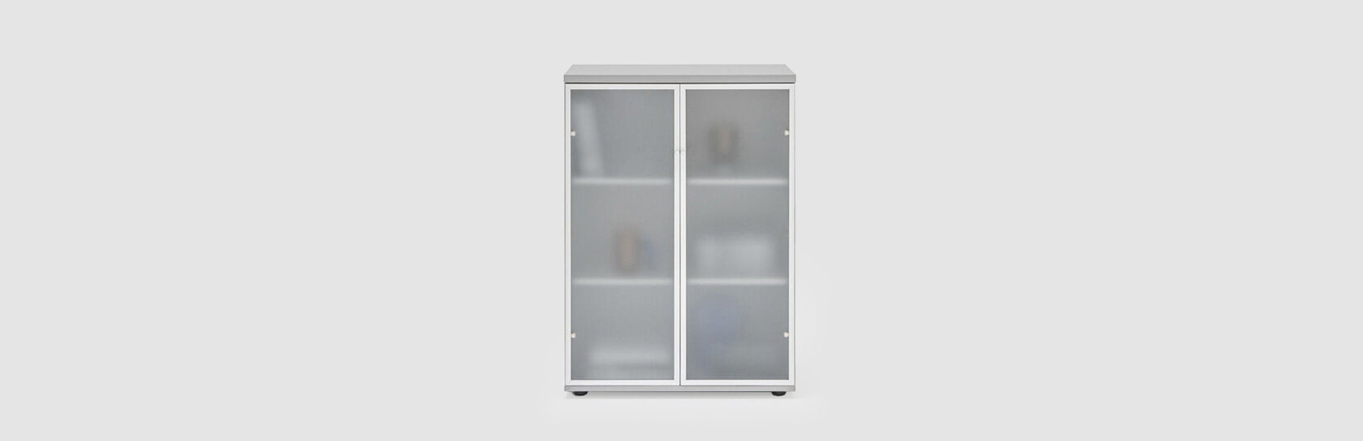 glass-door cabinet Standard