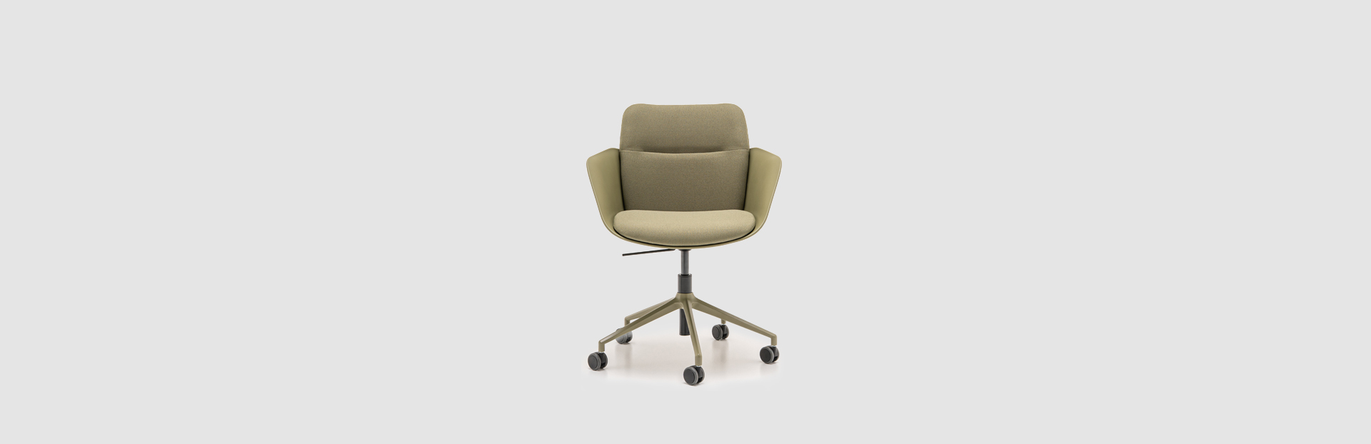chair with an aluminum base and height adjustment Senda