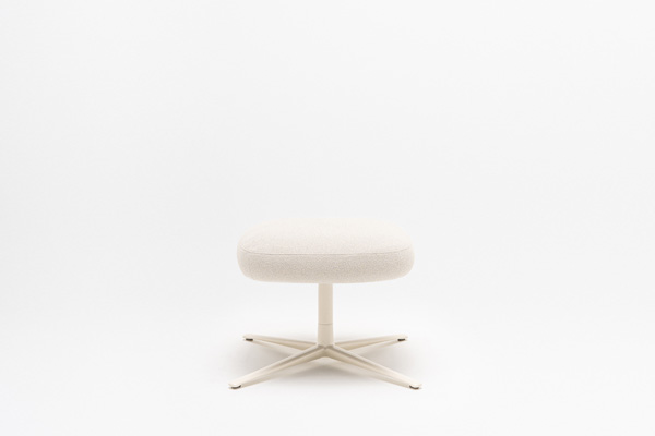 Grand Grace armchair wooden base