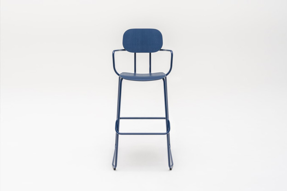 New School sgabello in legno multistrato