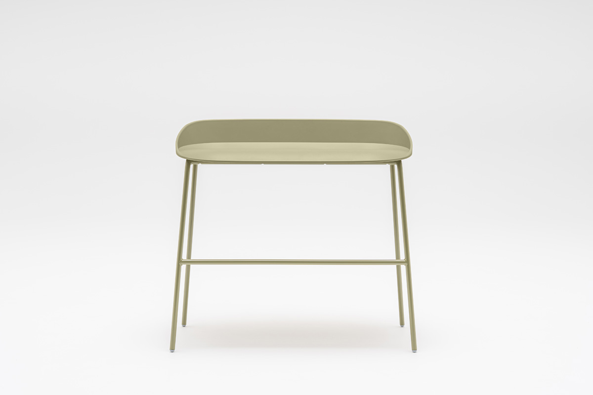 Team panca alta in plastica
