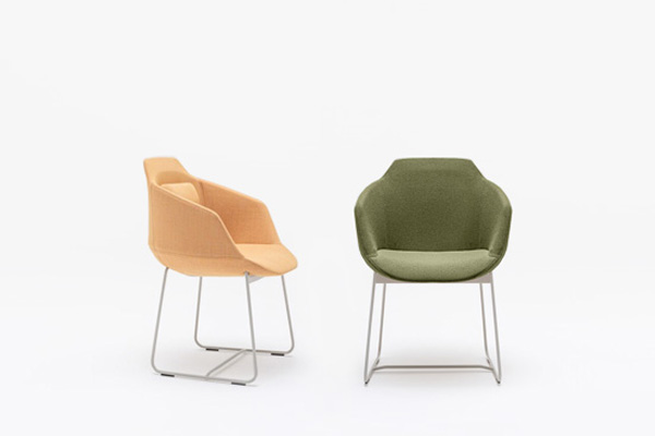 Ultra sedia con base a slitta