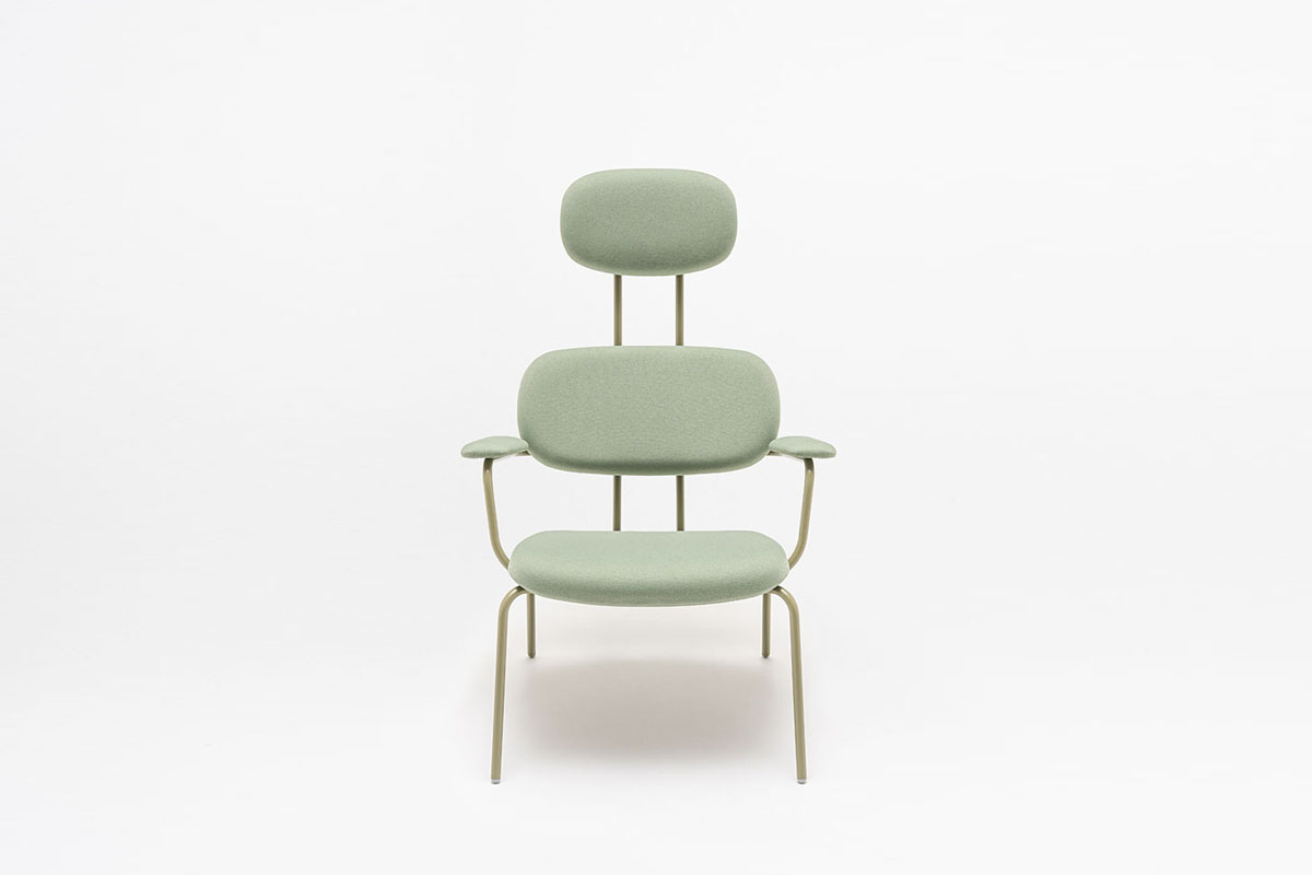 New School Lounge poltrona con poggiatesta imbottita