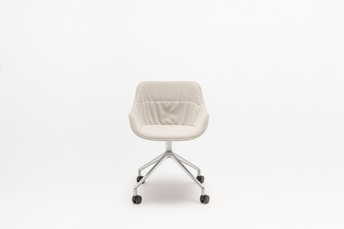 Baltic Soft Duo sedia con base in alluminio lucidato