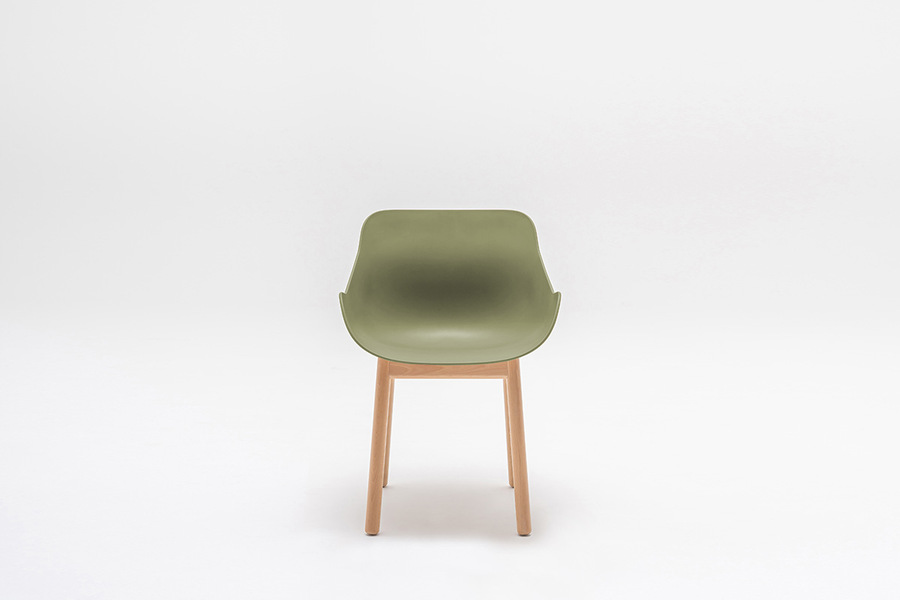 Baltic Basic chaise avec pietement bois