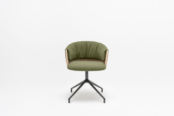 Collar chair swivel base