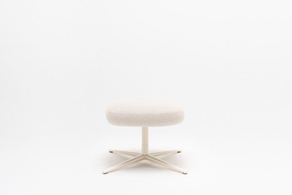 Grand Grace armchair wooden base