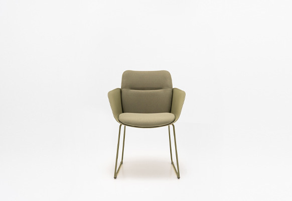 Senda chair with a sled base