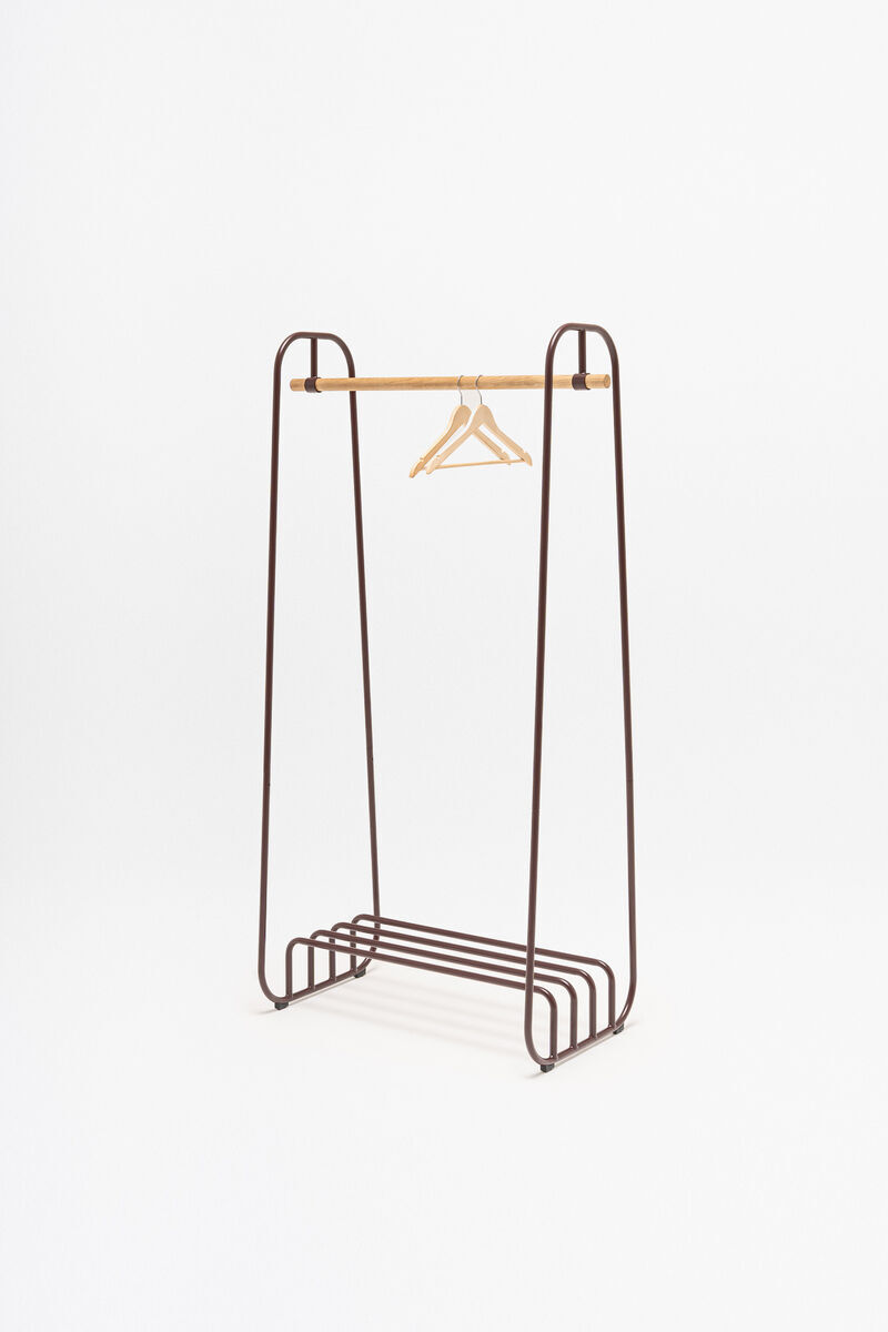 Mono coat stand