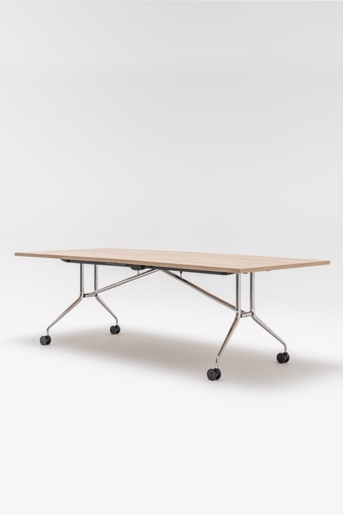 Folding tables
