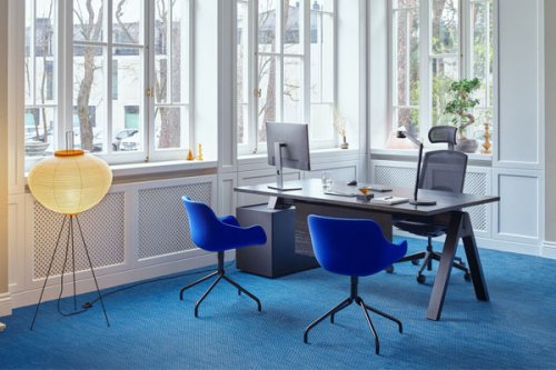 Wooden desk for managerial office