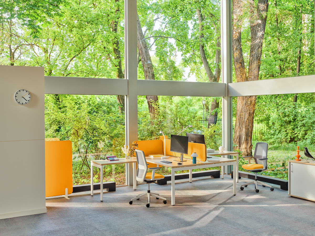 Ogi U Bench