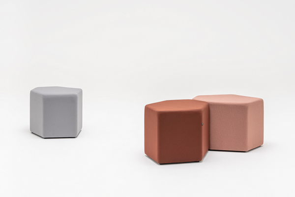 Bazalto Hocker  