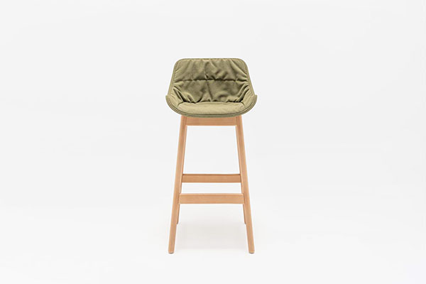 Baltic Soft Duo tabouret haut avec piétement bois