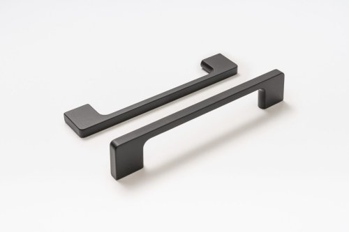 Additional handles for storage - Extra handgrepen voor kasten