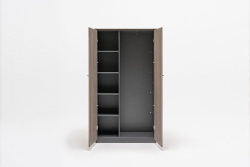 Status - Kleiderschrank