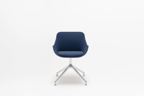 Baltic Classic sedia con base in alluminio lucidato