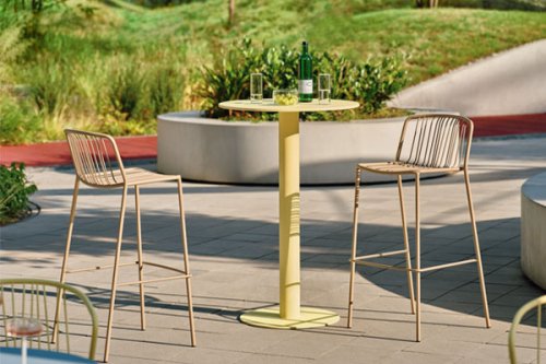 Bolt - High table